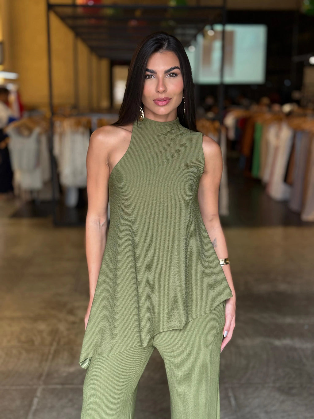 Conjunto Joy Blusa Assimétrica