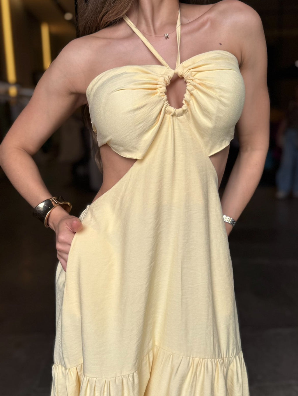 Vestido Longo Detalhe Amarração