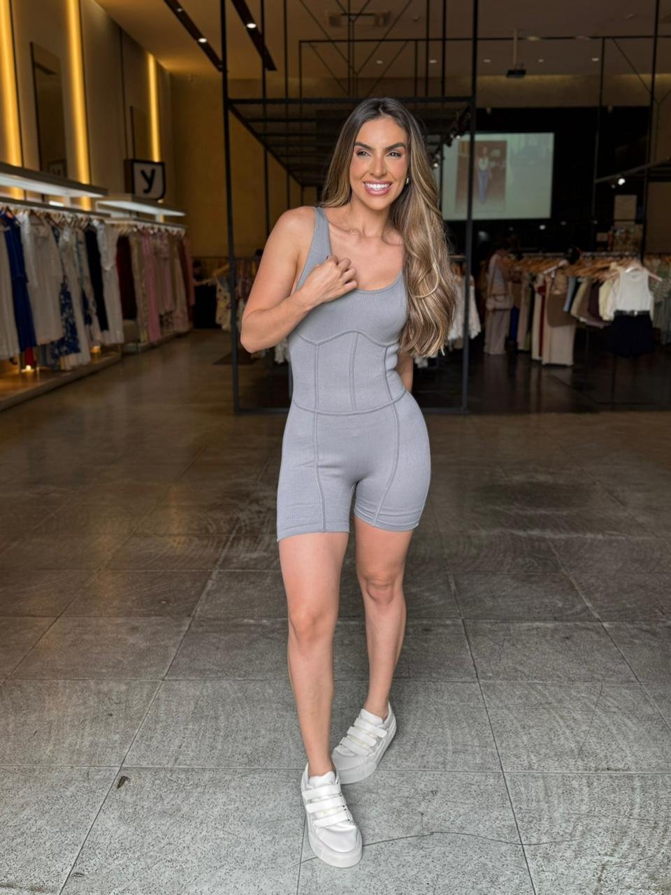 Macaquinho Fitness Canelado - Cinza