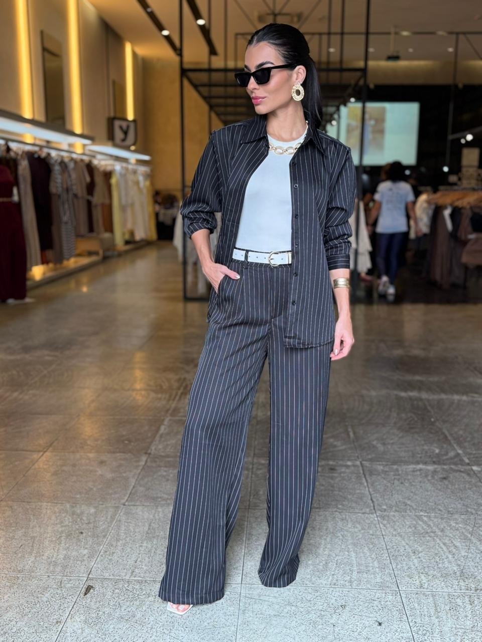 Conjunto Pantalona Risca Giz Alfaiataria - Preto
