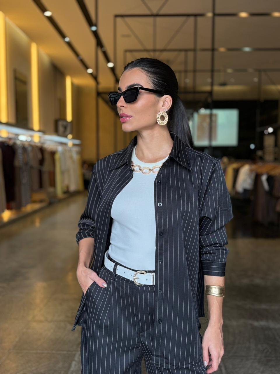 Conjunto Pantalona Risca Giz Alfaiataria