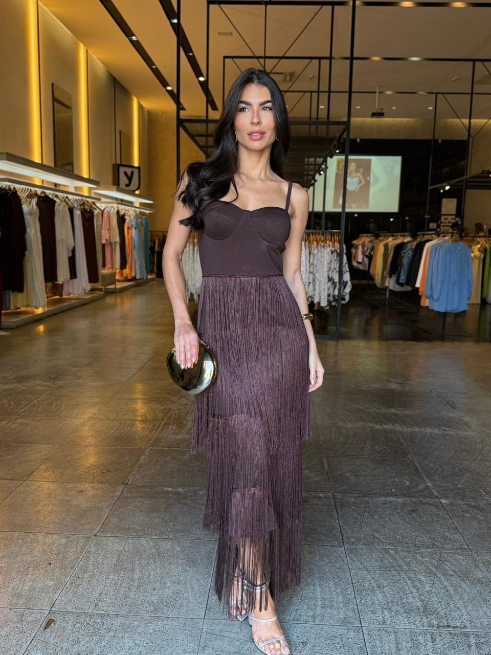 Vestido Longo Luxo Detalhe Franjas - Marrom