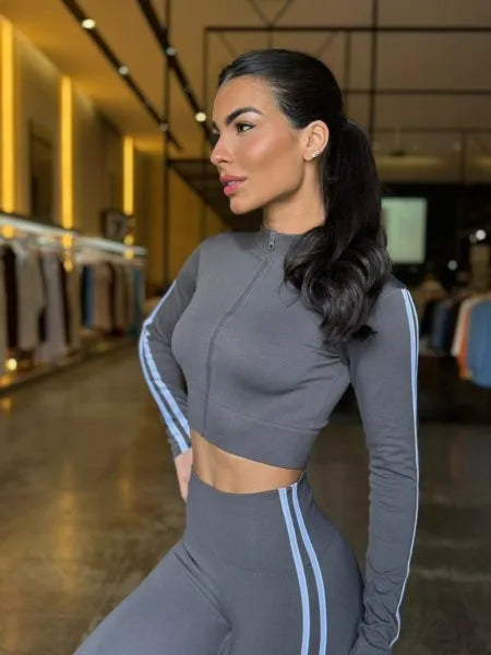 Conjunto Fitness Cropped Manga Longa e Calça Listras