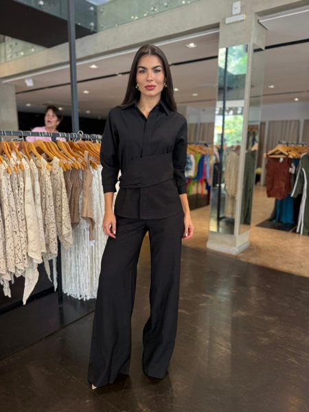 Conjunto Social Camisa Detalhe e Calça Pantalona
