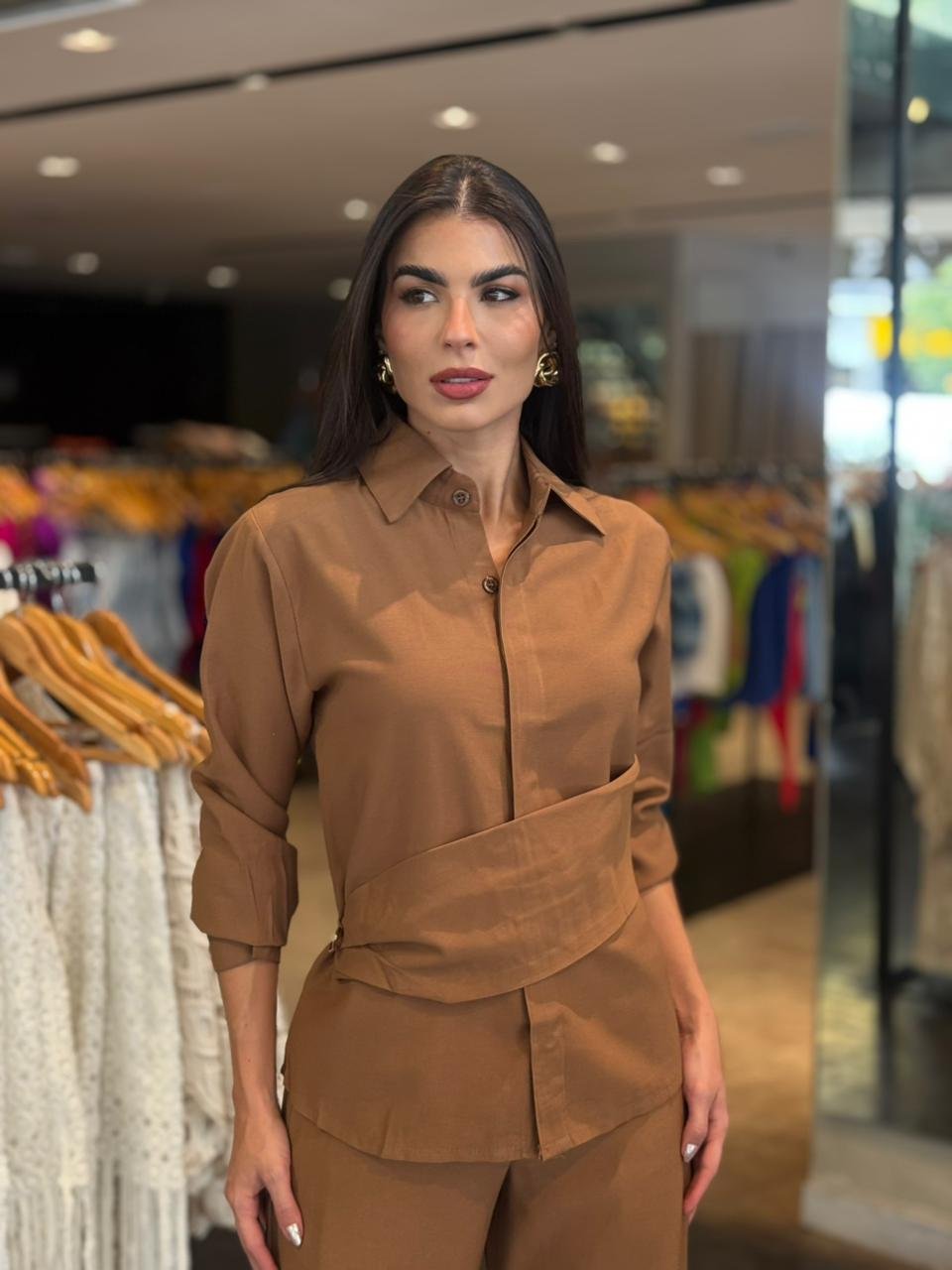 Conjunto Social Camisa Detalhe e Calça Pantalona