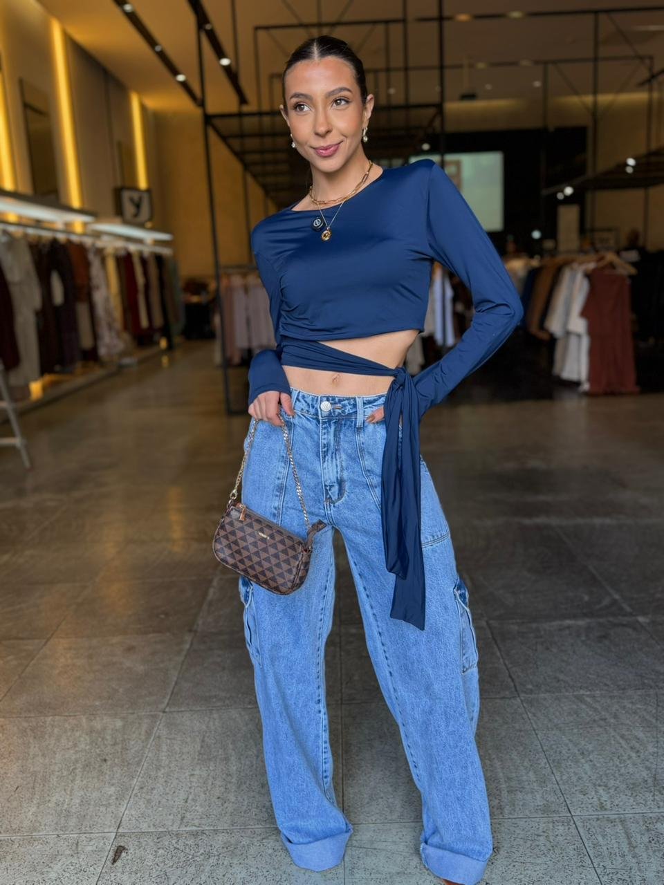 Blusa Luxo Detalhe Amarração